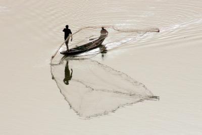 Photo of fishing scene, Niamey, Niger, G. Stads